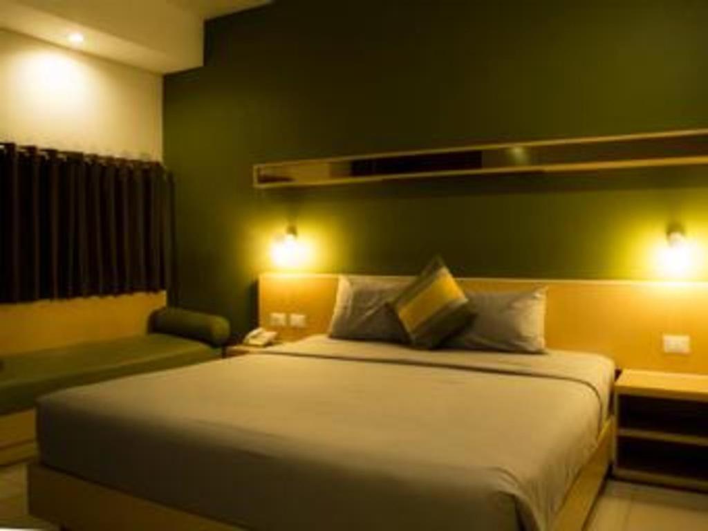 Hotel Tibera Taman Cibeunying บันดุง ภายนอก รูปภาพ
