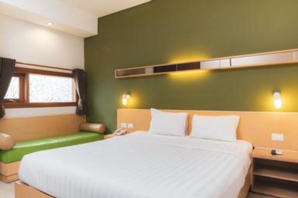 Hotel Tibera Taman Cibeunying บันดุง ภายนอก รูปภาพ