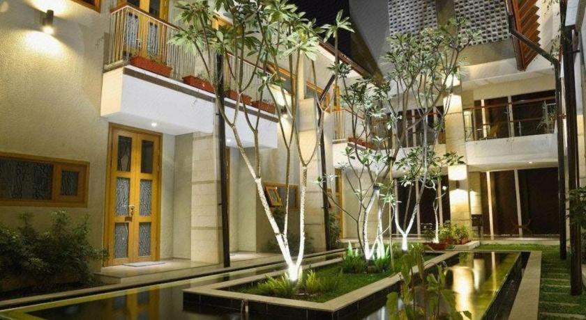 Hotel Tibera Taman Cibeunying บันดุง ภายนอก รูปภาพ