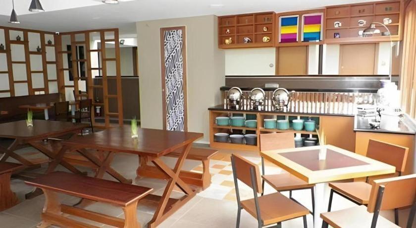 Hotel Tibera Taman Cibeunying บันดุง ภายนอก รูปภาพ