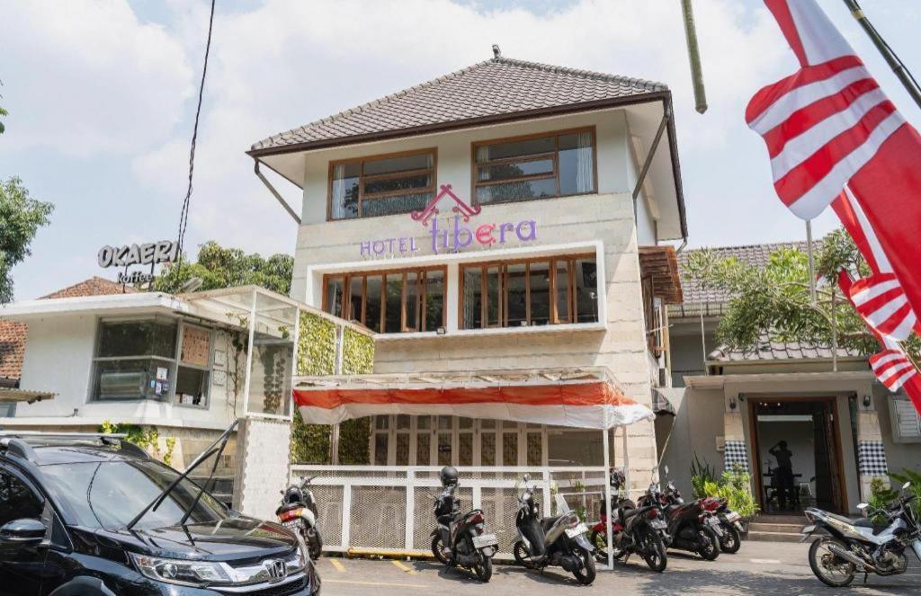 Hotel Tibera Taman Cibeunying บันดุง ภายนอก รูปภาพ