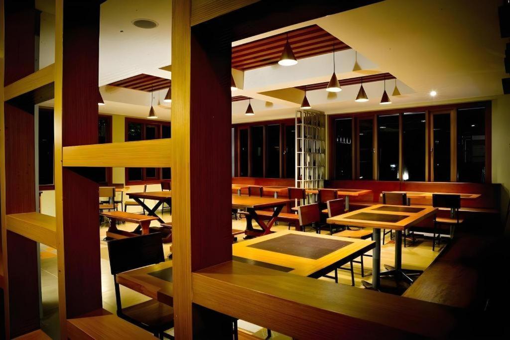Hotel Tibera Taman Cibeunying บันดุง ภายนอก รูปภาพ